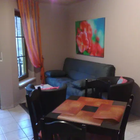 Ullas-ferienwohnung * Niederfell